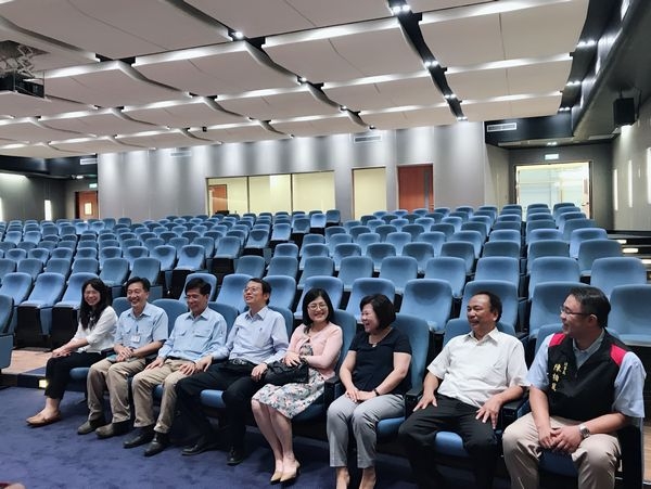 107.09.25 蒞訪留念-勞動部許銘春部長