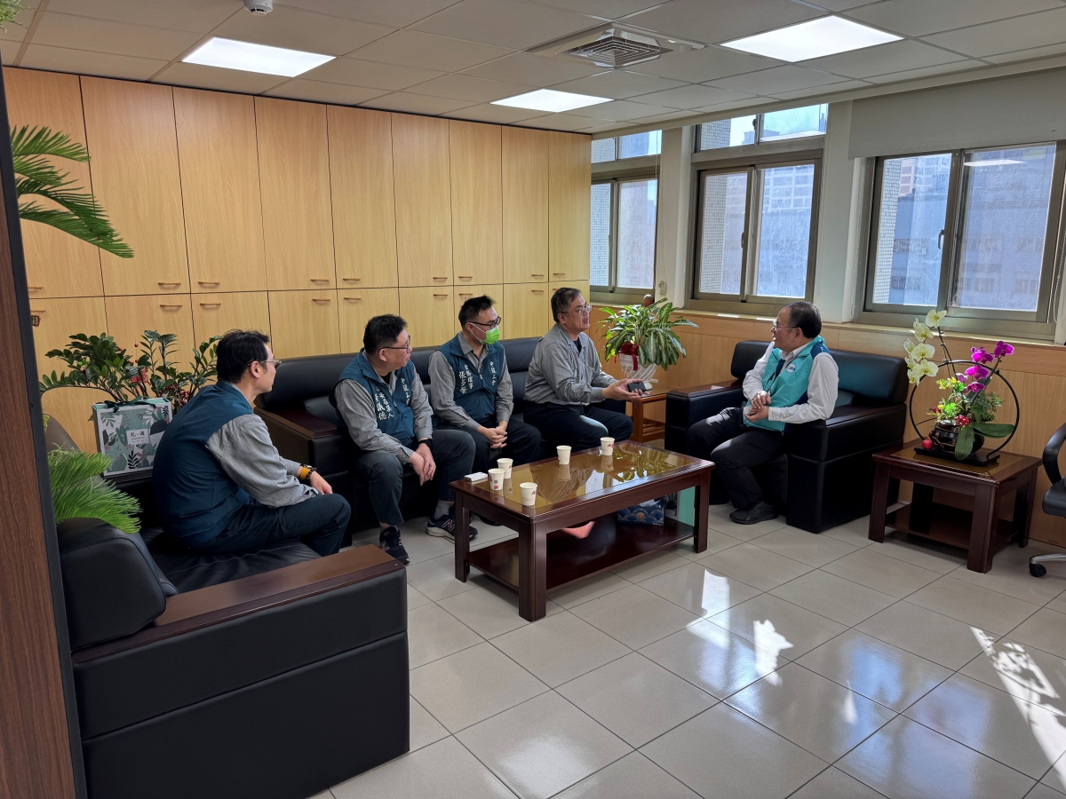 115.01.14拜訪職安署職安中心主任進行交流