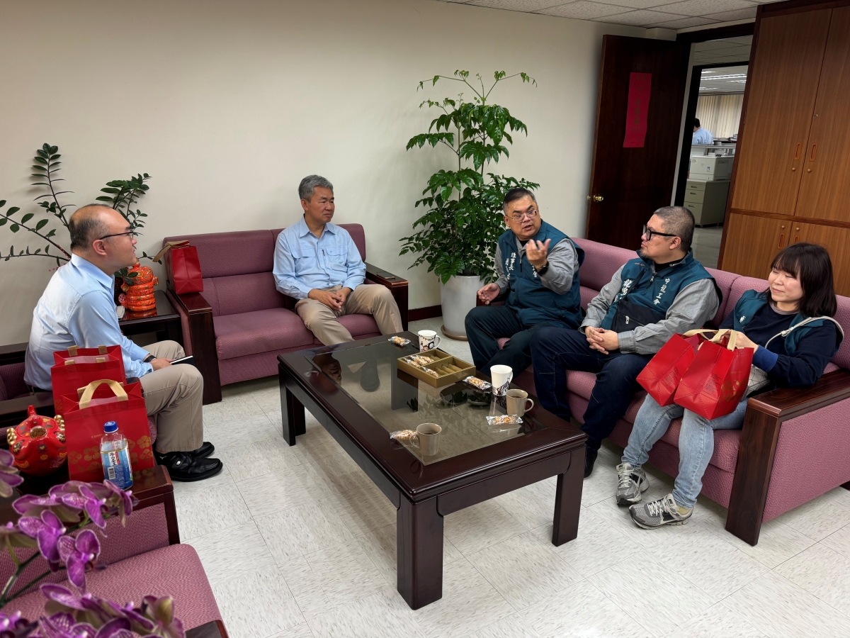 115.02.02~03 拜訪中鋼三公、副總及友會祝賀春節及交流